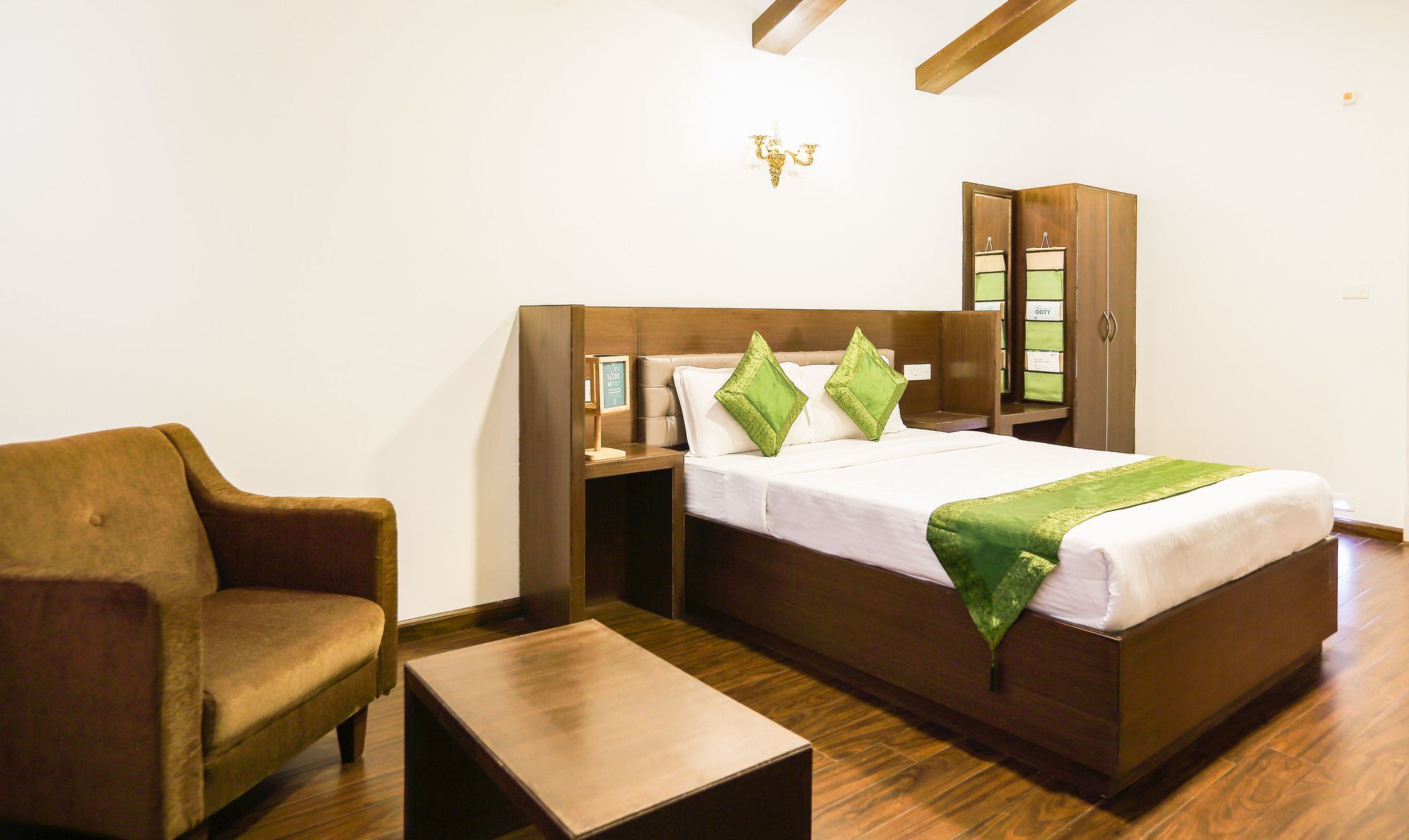 Treebo Skydale Inn & Suites With Mountain View Утакаманд Экстерьер фото